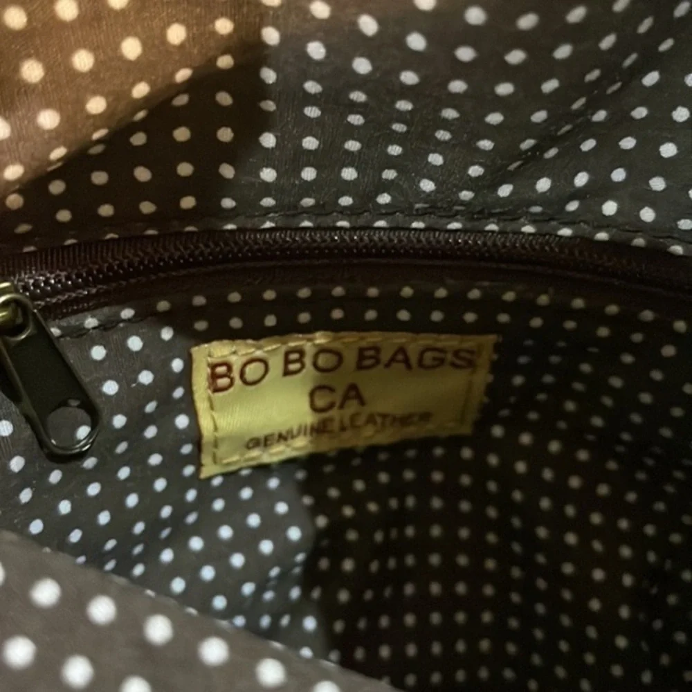 Bo Bo Bags California Cream Leather Fold Over Zipper Wristlet